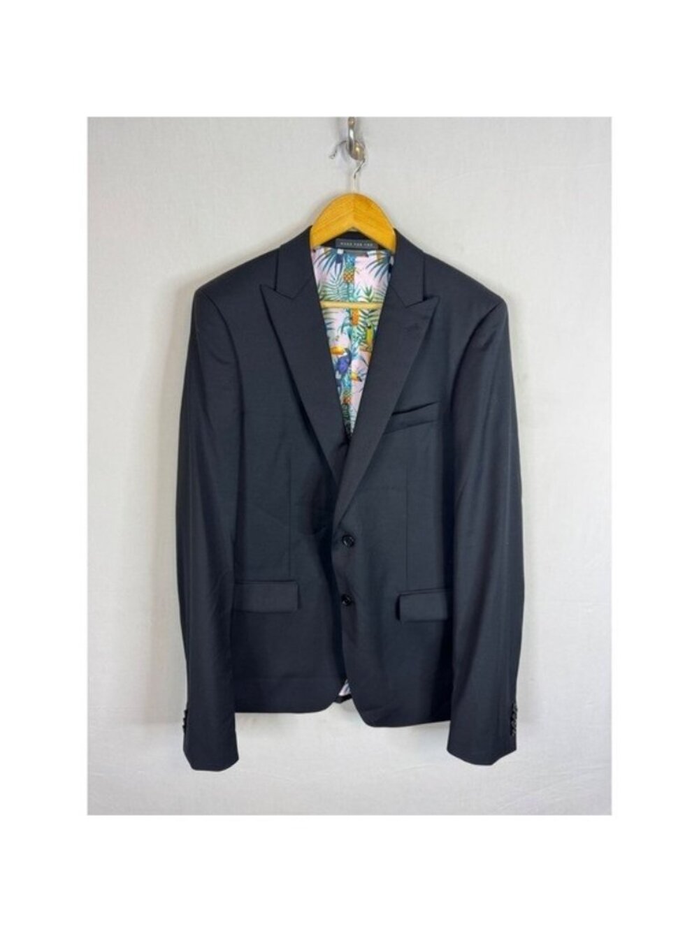 Indochino Mens 40 Black Blazer Tropical Toucan Pineapple Print Lining Peak